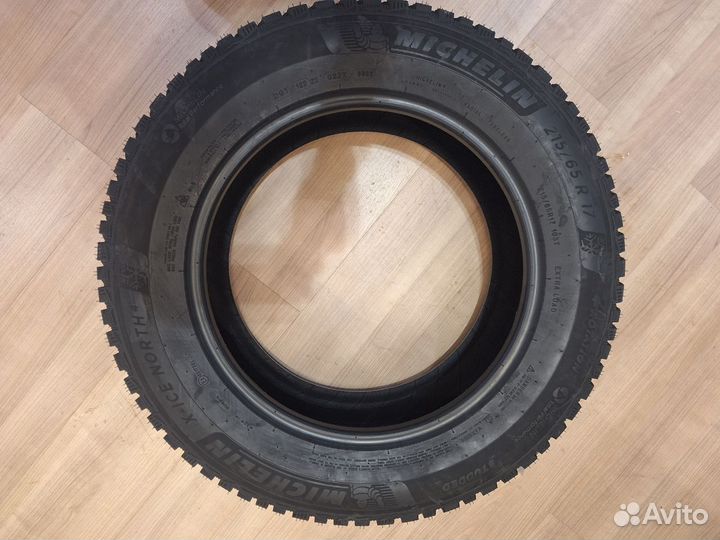 Michelin X-Ice North 4 215/65 R17 103T
