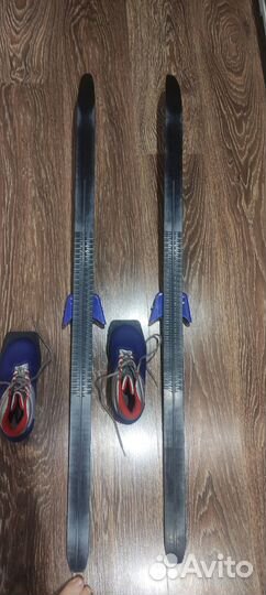 Детские пластиковые лыжи с ботинками 32