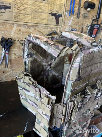 Бронежилет плитник новый