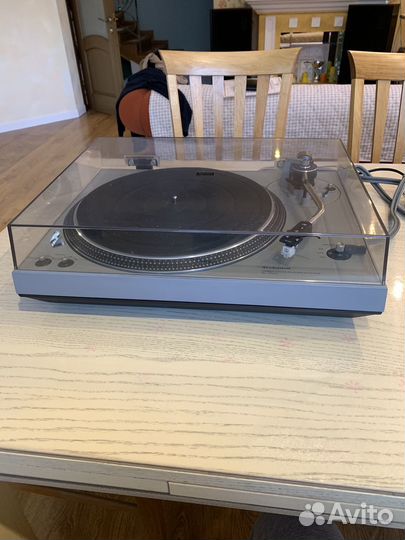 Проигрыватель винила Technics SL 1500