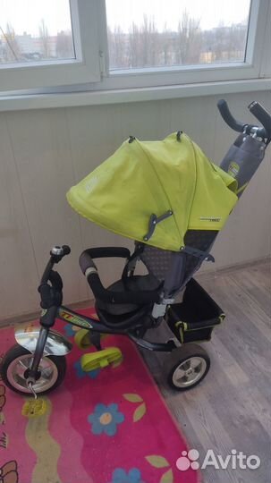 Трехколесный велосипед коляска