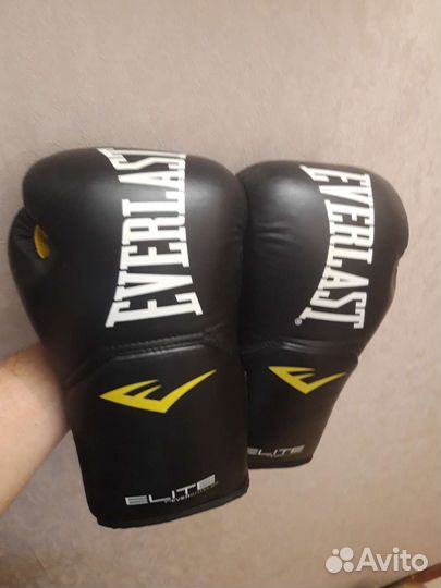 Боксерские перчатки Everlast Elite prostyle
