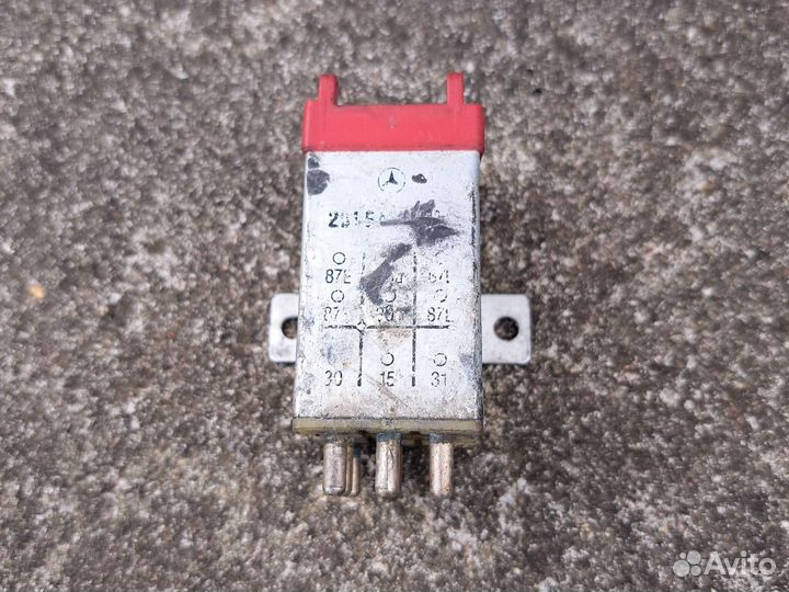 Реле перегрузки на Мерседес w124 w126 w201