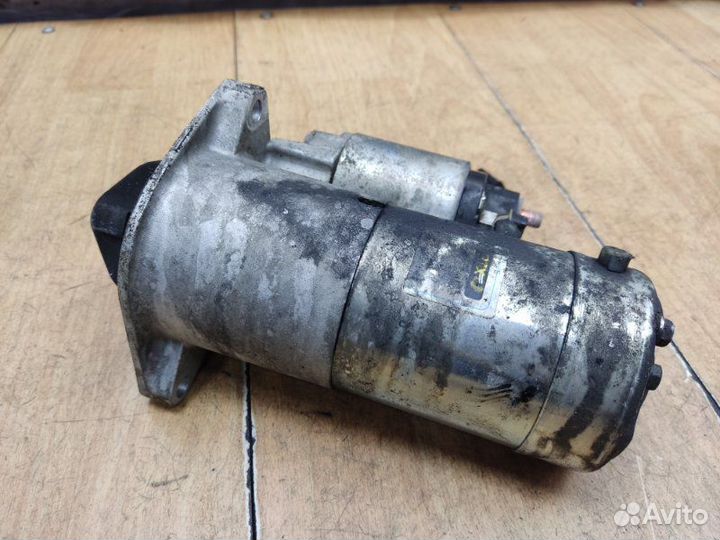 Стартер Opel Zafira B Z19DTH 2006