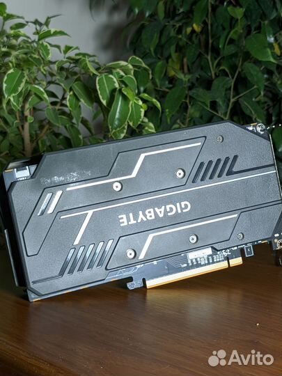 Видеокарта RX 5500XT