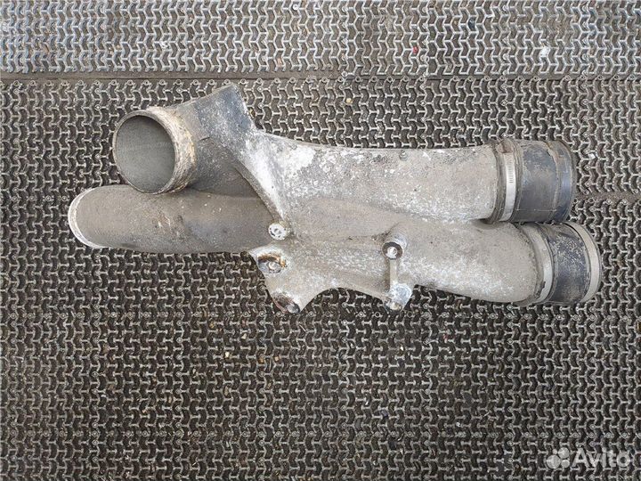 Патрубок интеркулера Mercedes 814, 1994