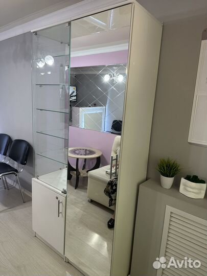 Продается мебель с салона красоты