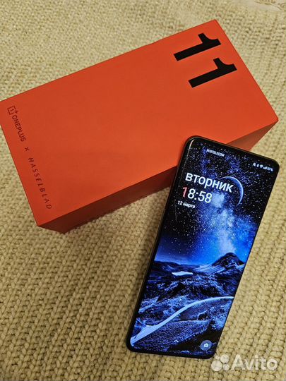 OnePlus 11, 16/512 ГБ