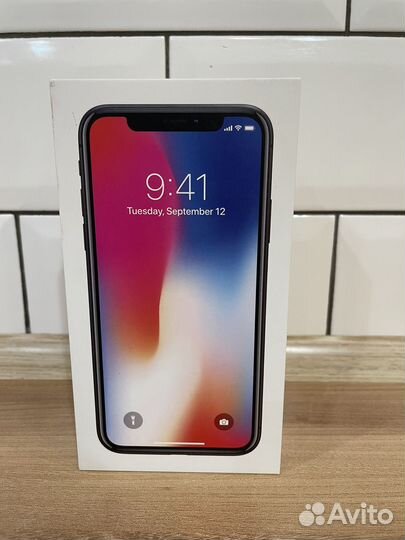 iPhone X, 64 ГБ