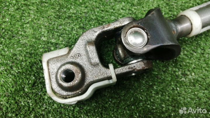 Рулевой карданчик Nissan Juke Нижний