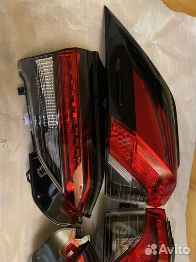 Задние фонари Тойота Рав 4 50 кузов