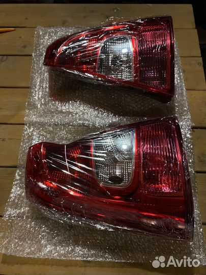 Задние фонари на renault logan