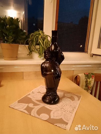 Сувенирная бутылка для вина