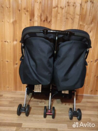 Коляска для двойни combi spazio duo