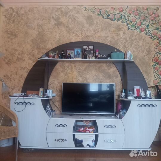 Комод/тумба под тв/стеллаж