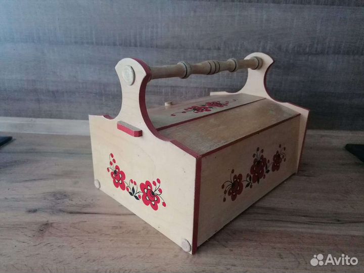 Хлебница деревянная