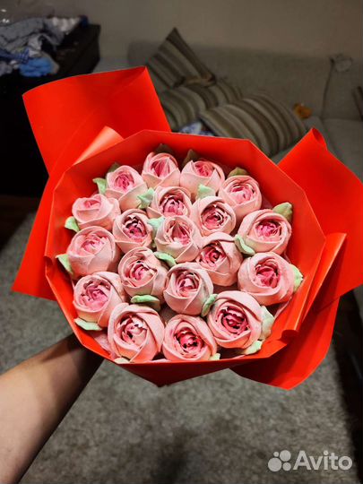 Сладкий букет из роз