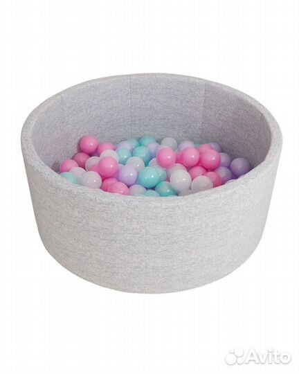Сухой бассейн с шариками