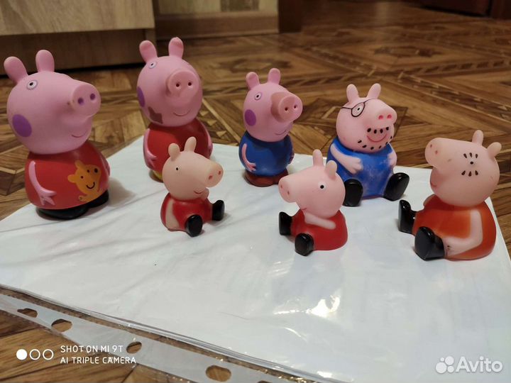 Набор резиновых игрушек «Свинка Пеппа», б/у