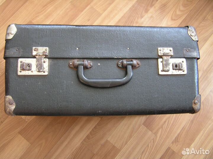 Продам ретро-чемодан