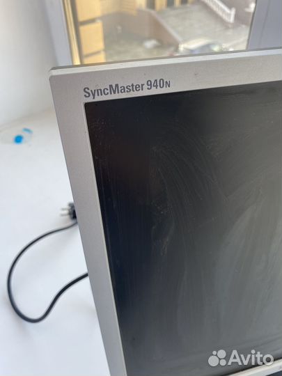 Монитор Samsung SyncMaster 940n