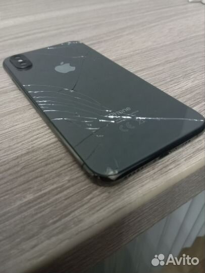 iPhone Xs, 64 ГБ