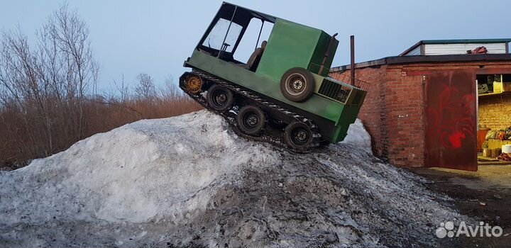 Гусеничный вездеход