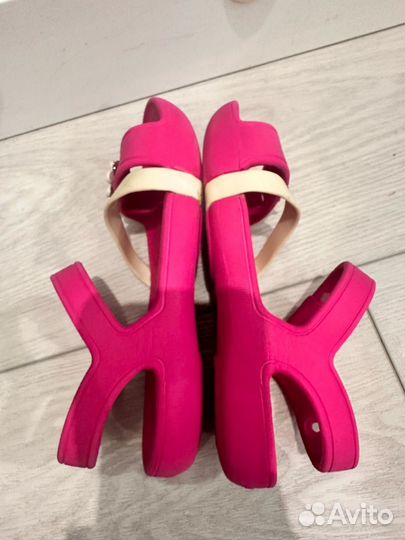 Сандалии Crocs C13