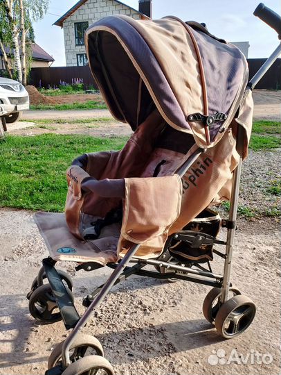 Прогулочная коляска