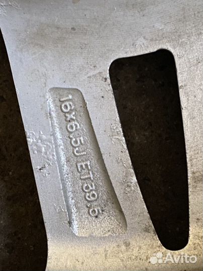 Продам литой диск от Ссангйонг