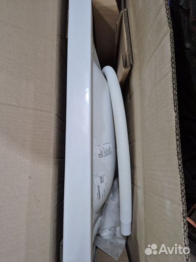 Комплект мебели для ванной комнаты