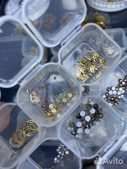 Для дизайна ногтей