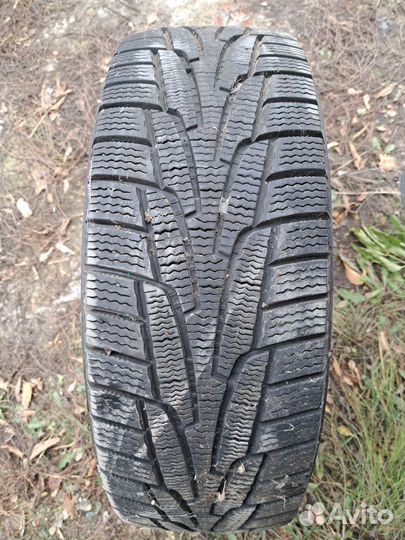 Kumho I'Zen KW31 215/65 R16
