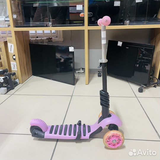 Самокат rollo PRO трехколесный складной Розовый