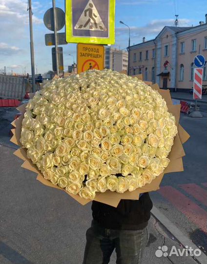 Цветы розы букеты самовывозом со склада в Адлере