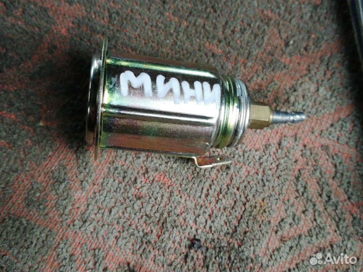 Гнездо прикуривателя Митсубиси Паджеро Мини 2