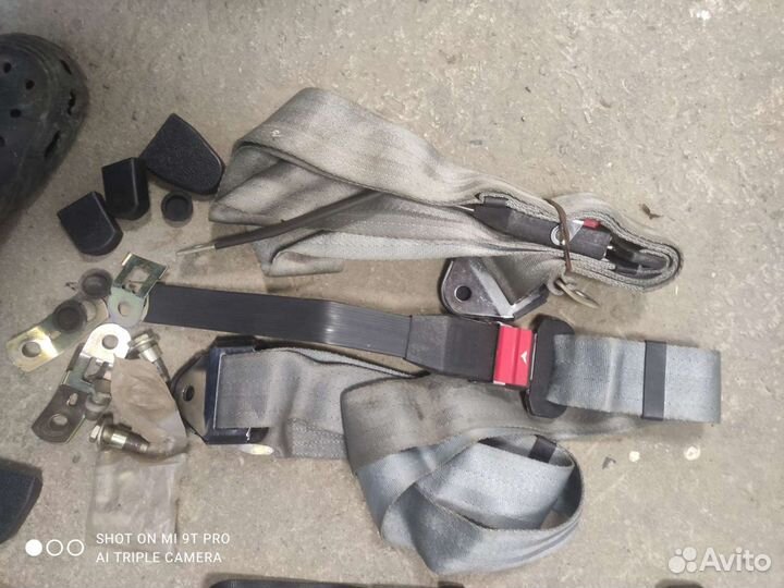 Светлые редкие ремни безопасности ваз