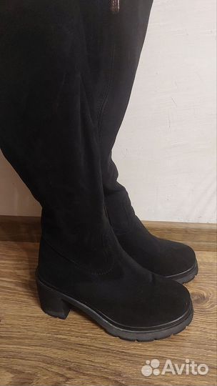 Зимние женские сапоги 38