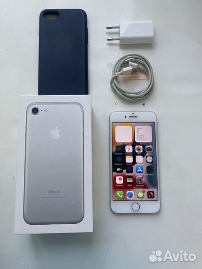 iPhone 7 32gb полный комплект