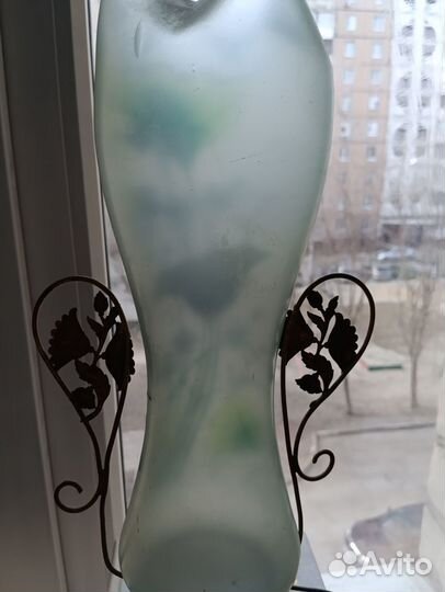 Антикварная ваза