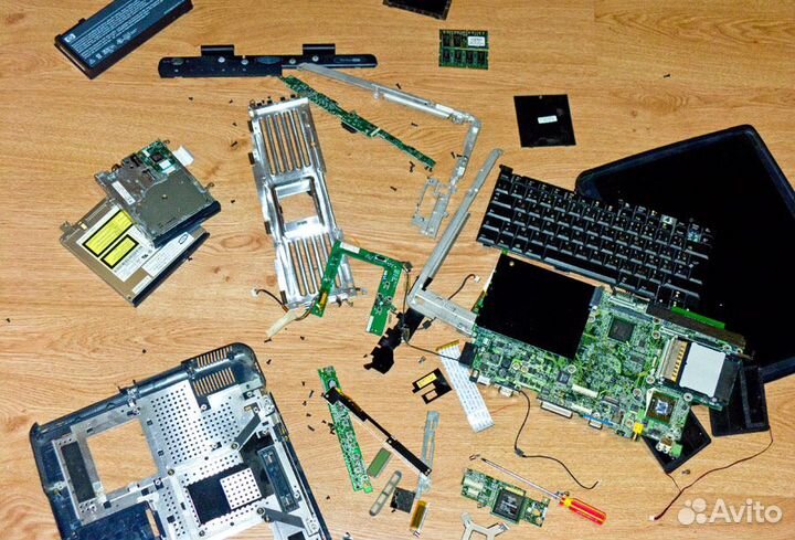 Ноутбук по запчастям