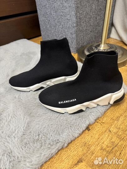 Balenciaga ботинки женские 39 р