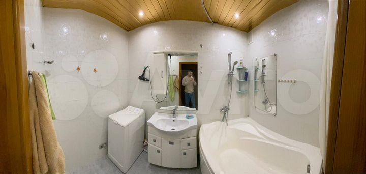 3-к. квартира, 101 м², 2/6 эт.