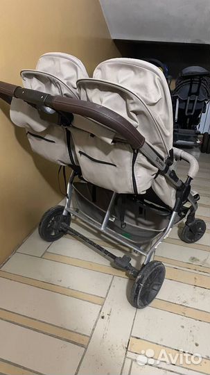 Коляска для двойни