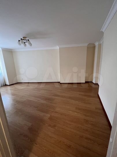 2-к. квартира, 65 м², 10/10 эт.