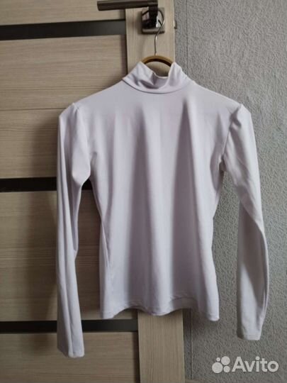 Водолазки и кофты 42 44 46