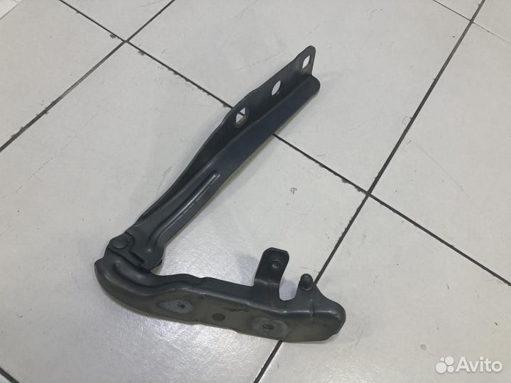 Петля капота левая Citroen DS5 K