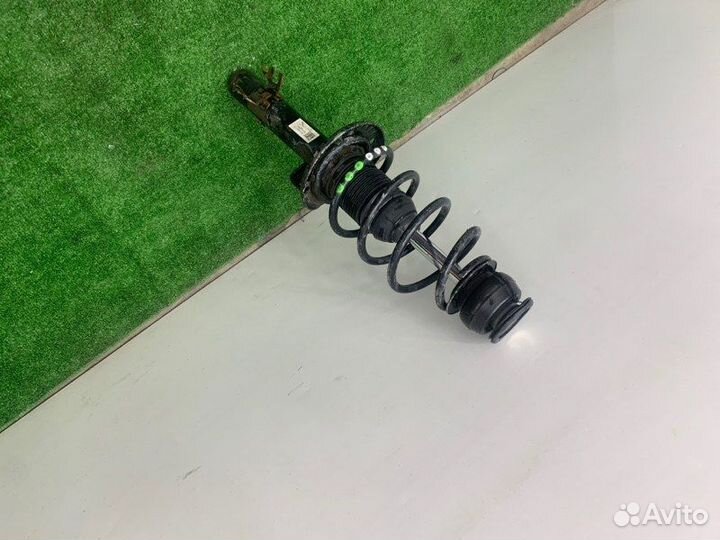 Стойка амортизатора Skoda Rapid седан cwva 1.6