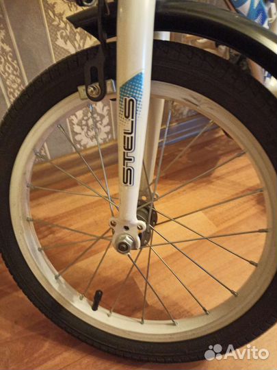 Детский велосипед Stels 16 + боковые колеса