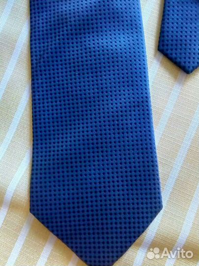 Галстук новый шёлковый